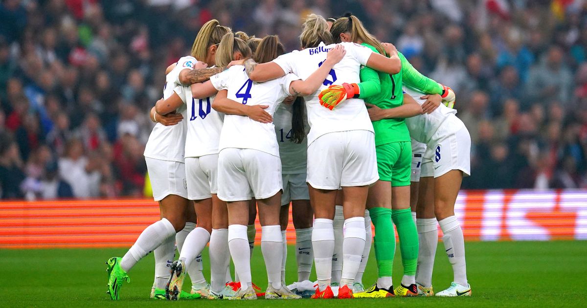 Saying Goodbye To White Shorts In Women's Football - MISS KICK