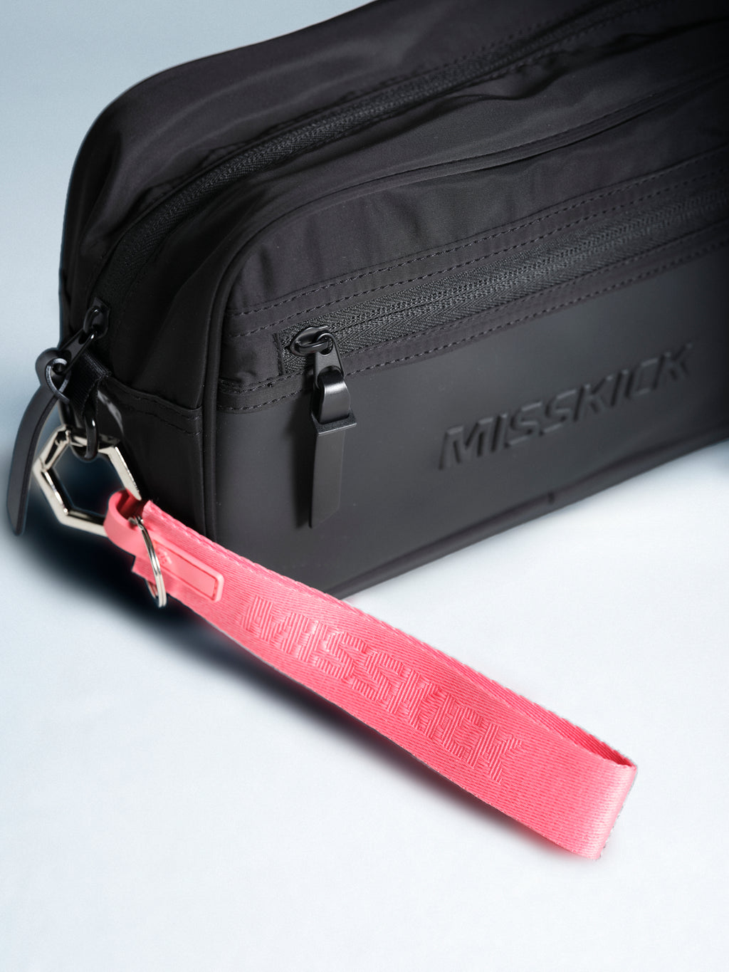 Femme Wash Bag - Black