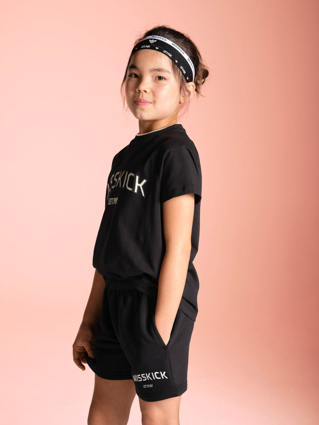 misskick willow shorts outfit front