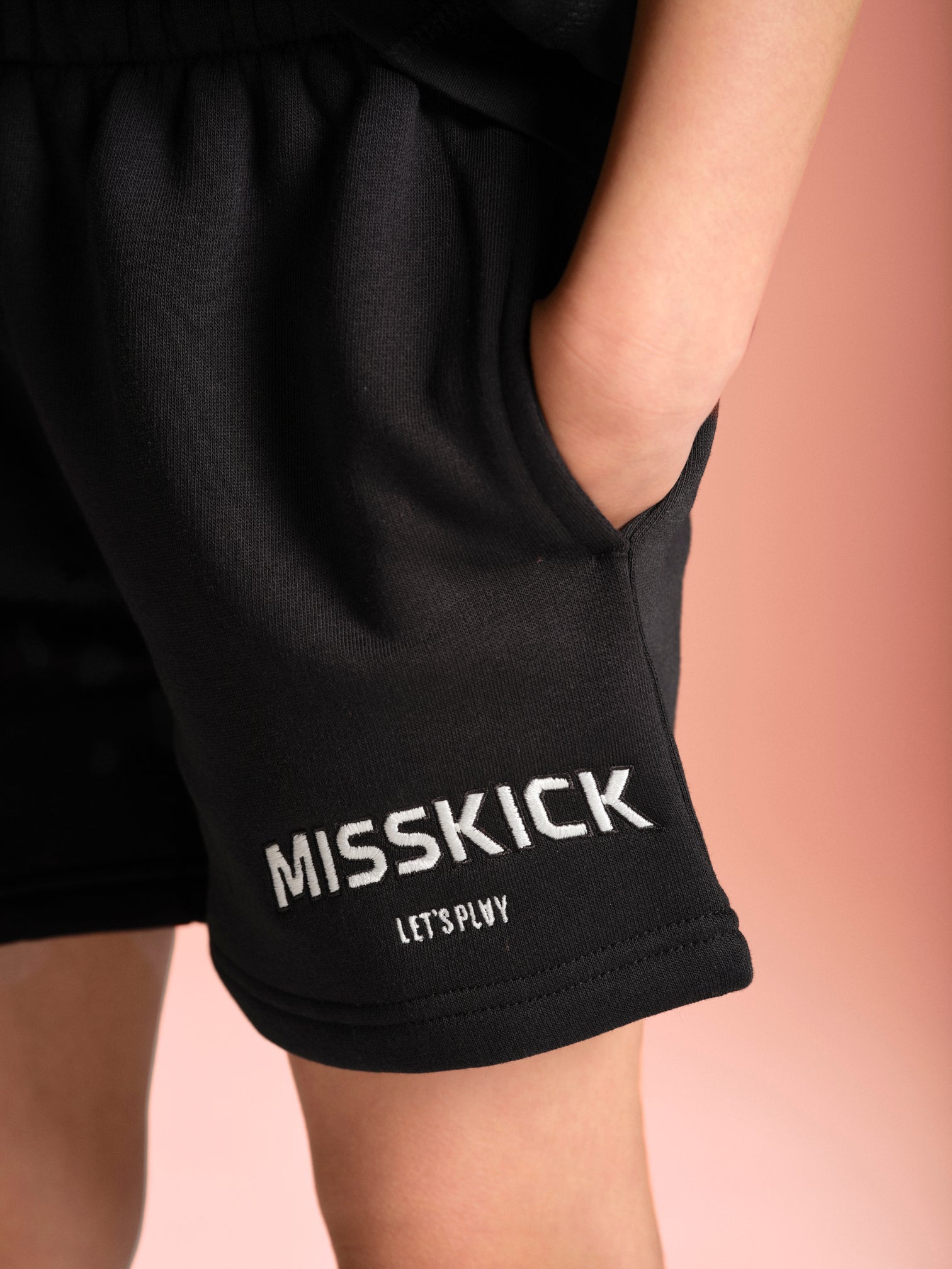 misskick willow shorts black logo detail