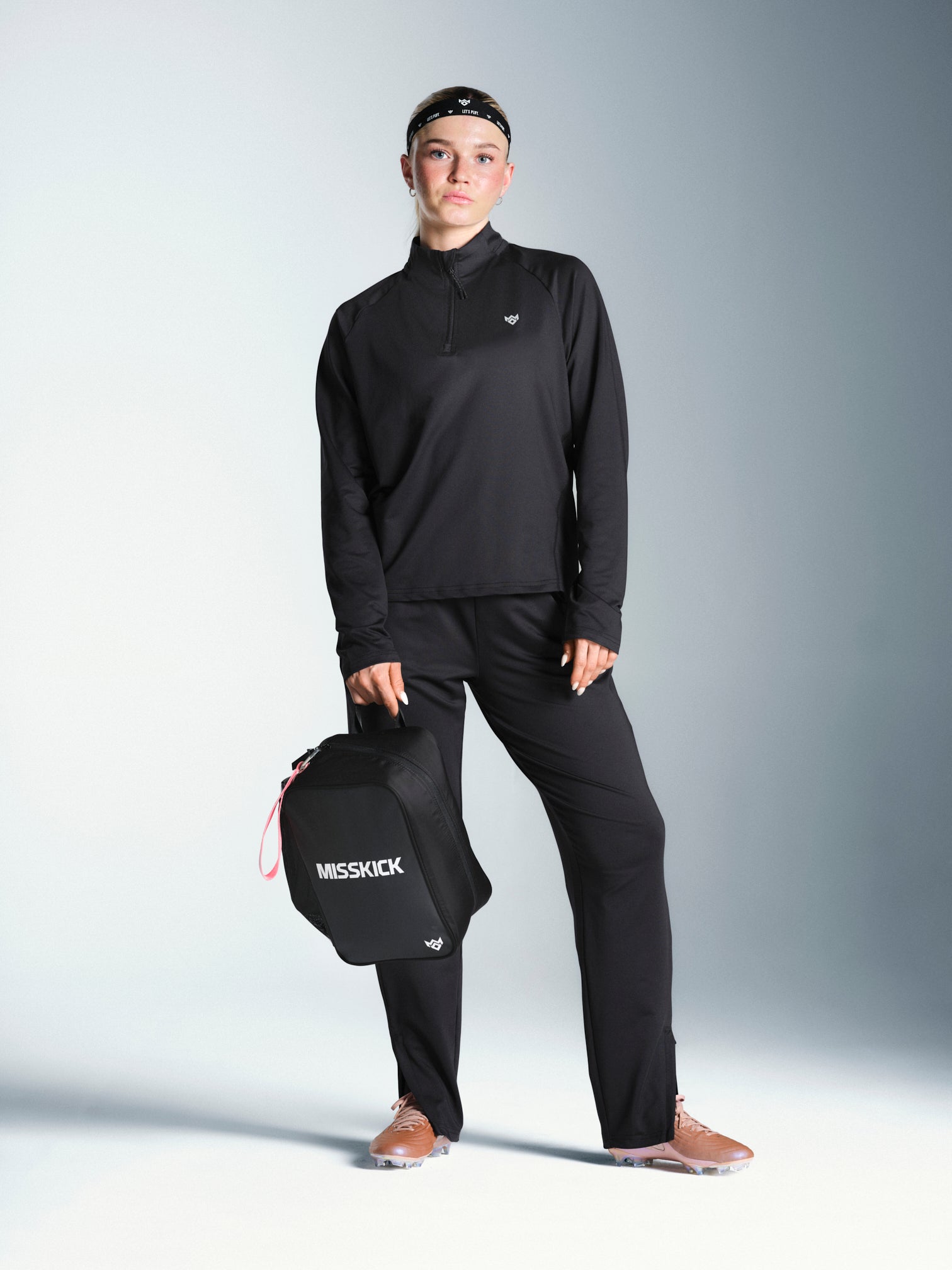 Calcia 1/4 Zip Top - Black