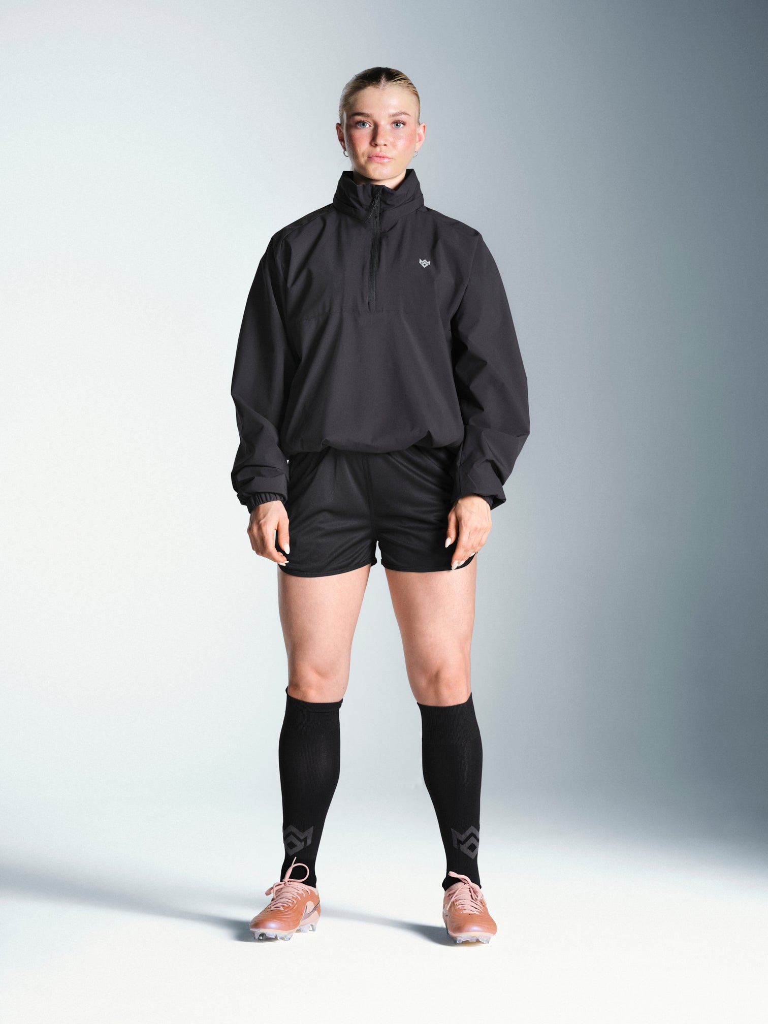 Misskick Tifoso wind breaker black full body front