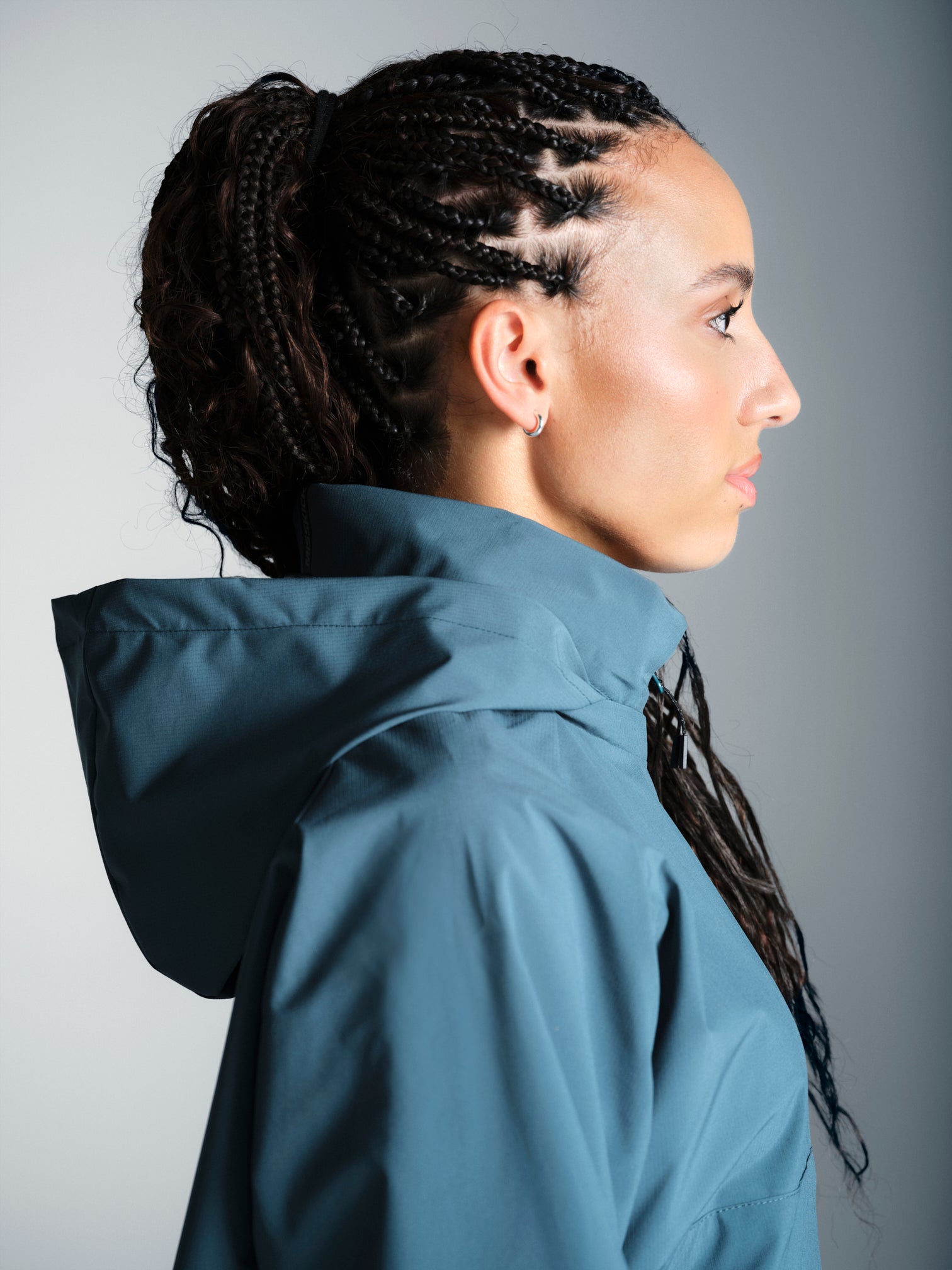 Misskick Tifoso wind breaker teal hood detail