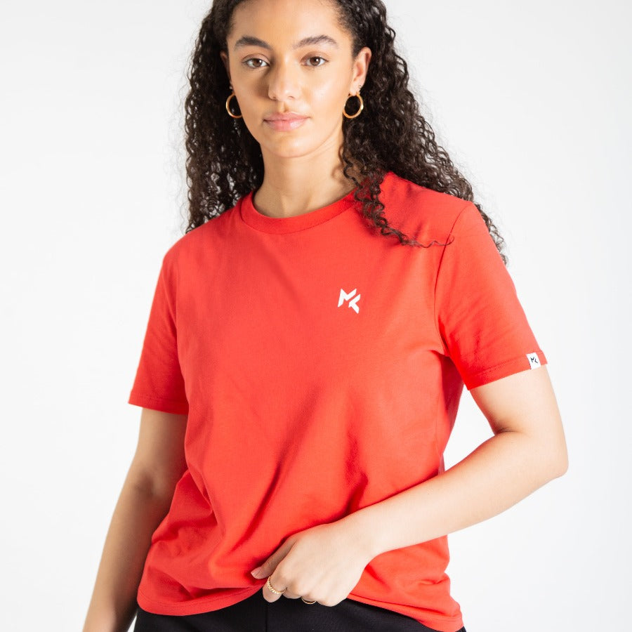 women-football-tshirt-miss-kick