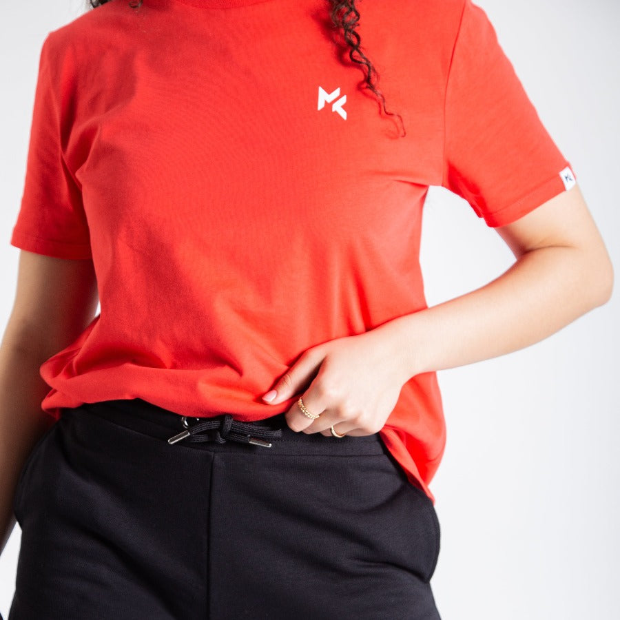 women-football-tshirt-miss-kick